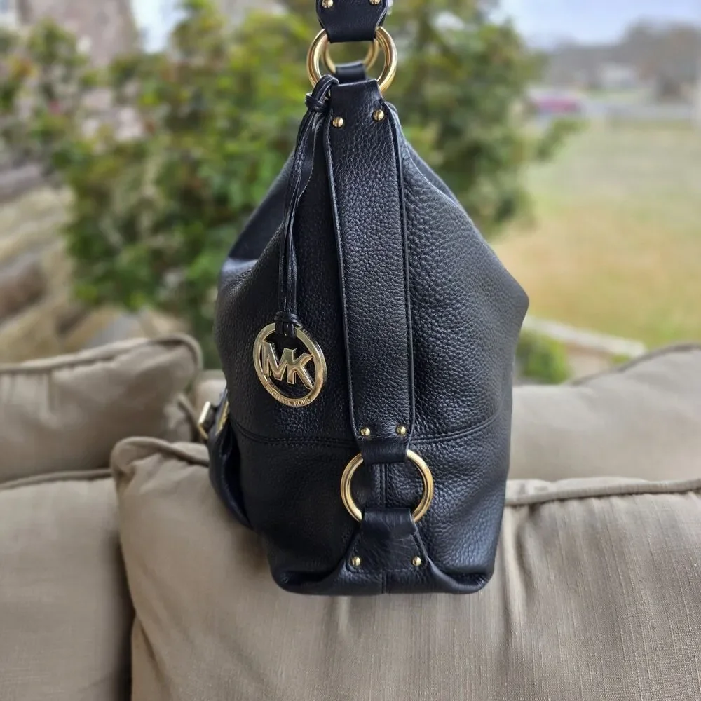 Michael Kors Large Austin pebbled black Leather Shoulder Bag $348.00